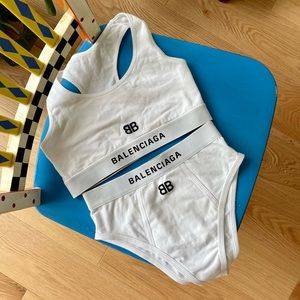 Balenciaga matching sports bra & briefs set in white cotton jersey